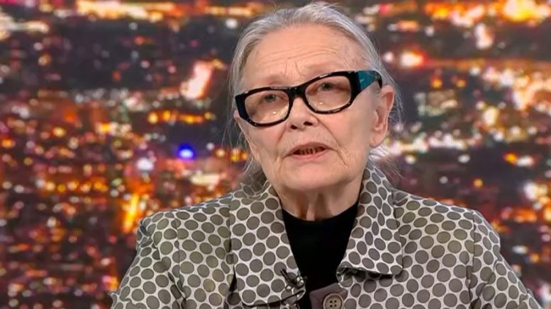 Голямата Цветана Манева: В Народното събрание се държат като зли свекърви