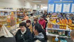 Вижте цените на първия щанд на държавния "Магазин за хората" (снимки)