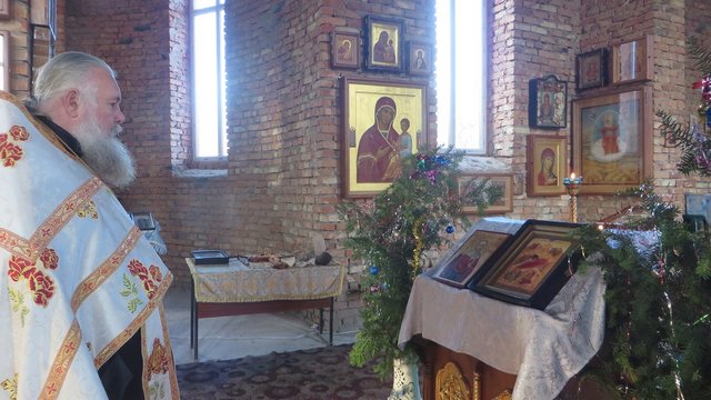 Тази нощ запомнете сънищата си - имат огромно значение! Палим свещ заради красива светица-мъченица, ето кой празнува: