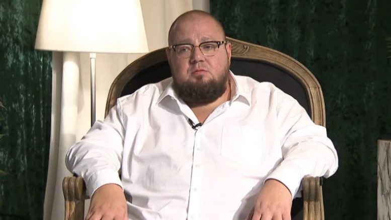 Обичам го до полуда никой друг няма шанс с мен! - новата на Гущеров гръмко му се обясни в любов!