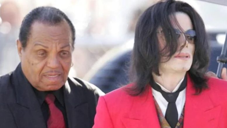 Бащата на Майкъл Джексън го кастрира психически, затова той купи децата си от приятели: Истината за бащинството им е разтърсваща!