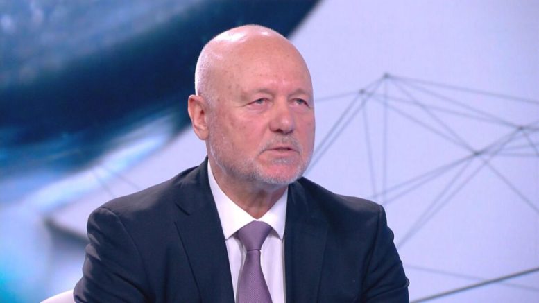 Тодор Тагарев за Илияна Йотова: Бъдещата президентка е цял рицар!