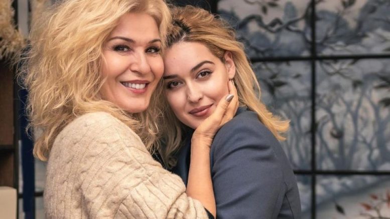 След новината че е бременна Мари зарадва Гала с още една изненада - ето какъв ще е полът на бебчето:
