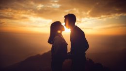 Тези зодии ще срещнат сродната си душа през 2026 г.