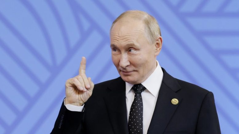 "Като дойдоха промените ми казваха, че сме такава кочина заради Русия."
