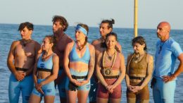 Шашмите им лъснаха! Няма никакъв глад в "Игри на волята", човек от продукцията носел кофи с храна