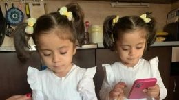 Самотна майка се бори за близначките си с аутизъм