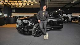 Карлос Насар с "Мерцедес" за над €100 бона!