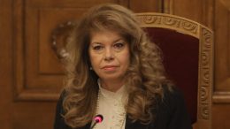 Йотова: Хората ще решат дали мога да остана президент след изборите