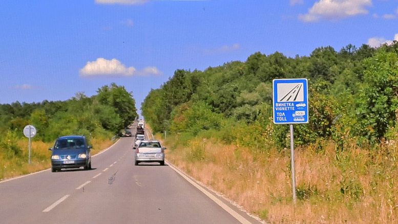 ИПБ: Съдът масово отменя глобите за винетки заради дупка в закона