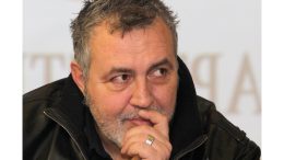 Христо Мутафчиев: 7 театъра пак си чакат заплатите!