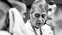 ПОКЛОН! На 61-годишна възраст почина националният селекционер Илиян Василев