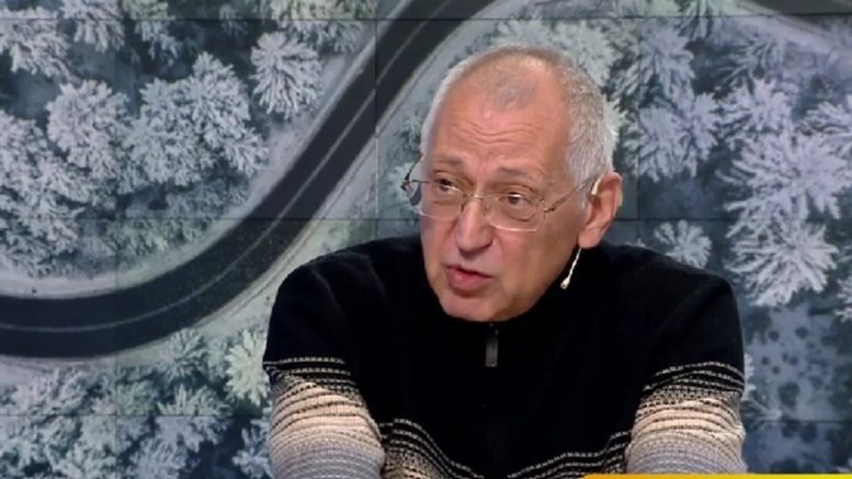 Дежурният синоптик Петър Янков: Снежната покривка ще достигне и до 20 см