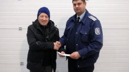 Пътни полицаи от Шумен върнаха изгубени пари на мъж от Добрич