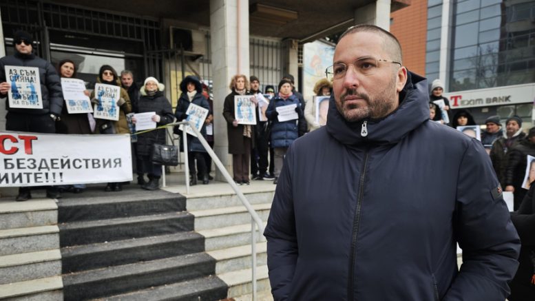 Бащата на Сияна: Крайно време е безобразията в съдебната система да приключат