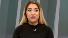 Роксана вдигна палат в махалата: Певицата се хвали с къща на мечтите в Кнежа