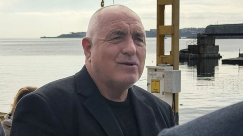 Бойко Борисов за Румен Радев: Досега беше пилот на самолет, вече е космонавт