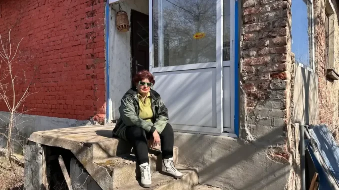 СКАНДАЛ: Жена от Перник осъди България за хиляди евро след като държавата години наред безучастно гледаше как нелегални миньори копаят под основите на дома ѝ и го превръщат в развалина