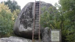 Камъкът на Крали Марко ни свързва с Космоса - Лекува безплодие и други болежки, казват вярващите!