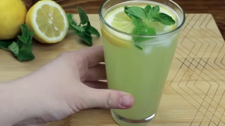 Магическа напитка! Само 1 чаша преди сън и получавате пълно прочистване на организма