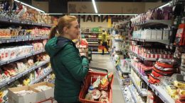 Правителството с извънредни мерки за цените