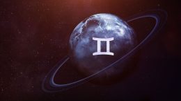 Уран навлиза в Близнаци и започват 7 ГОДИНИ НА НАЙ-ТЕЖКИЯ АД, а тези 4 знака са първите, които са ударени от съдбата: