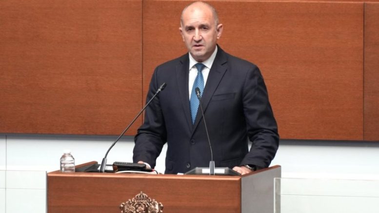 Радев вади пакет от мерки срещу скъпотията още днес