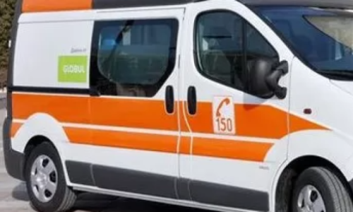 12 годишно момиче успя да спре автомобила шофиран от майка му, докато тя получава инсулт на магистрала „Струма“