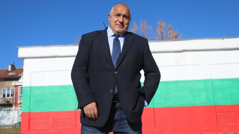 Бойко Борисов се мести в с. Иваняне - вижте палата му, който с 3 подземни етажа и бункер (по проект на Белият дом)