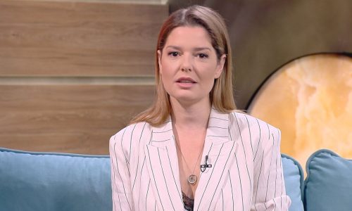 Ето какво направи Александра Сърчаджиева след новината, че баща й е починал